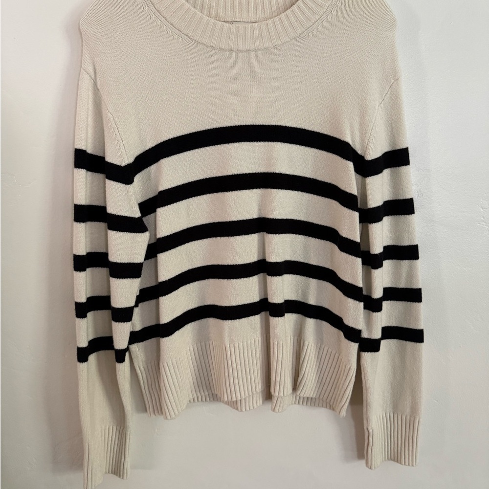 A New Day Striped Black and Cream Women's Sweater, size Medium
